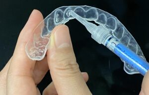 ホームトレーへのジェルの塗布使用方法